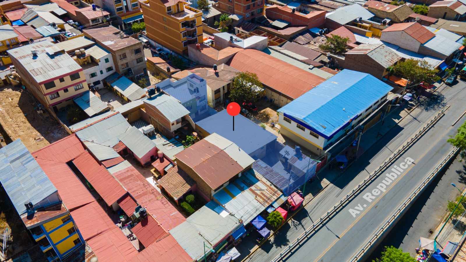 Casa en VentaAv. República - Y Av. 6 de agosto Sur 3 dormitorios 2 baños 2 parqueos Foto 23