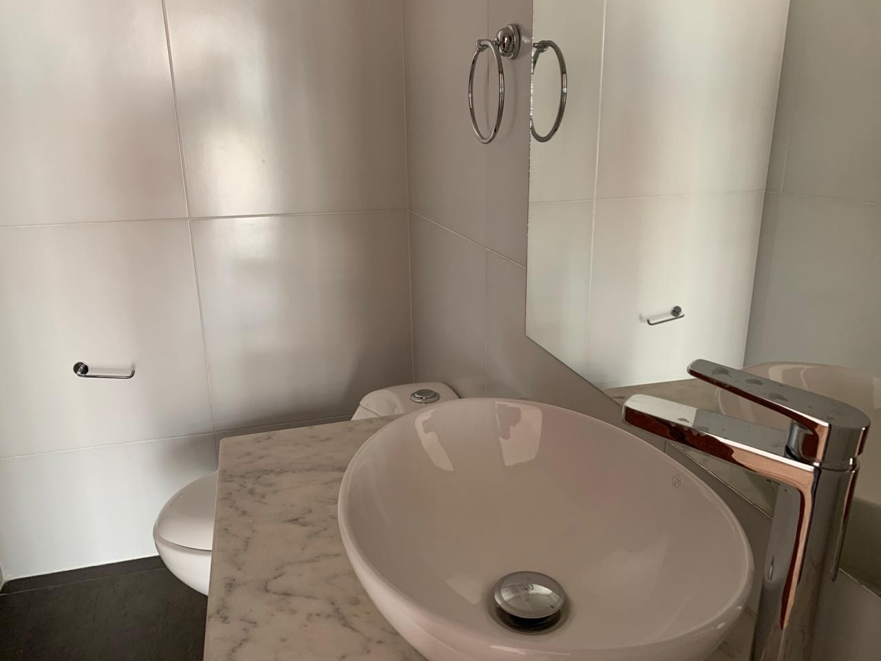 Departamento en Calacoto en La Paz 3 dormitorios 3 baños 1 parqueos Foto 21