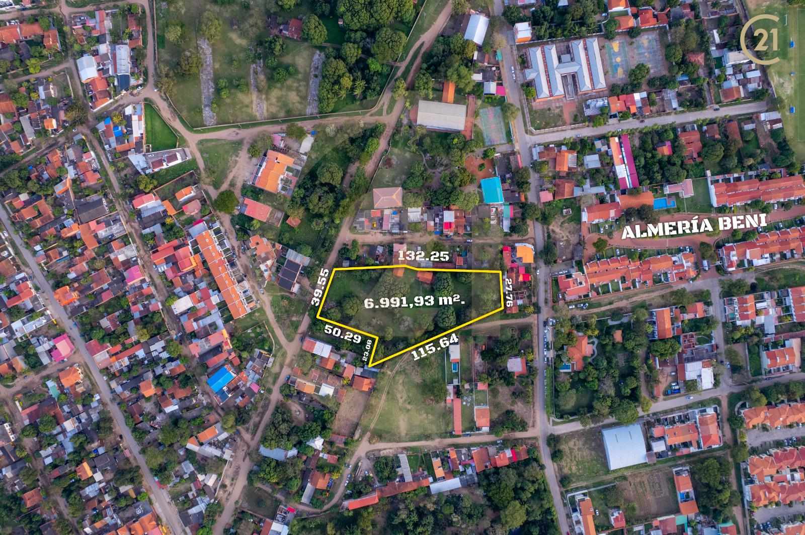 Terreno TERRENO EN VENTA 8VO ANILLO Y AV ALEMANA  Foto 5