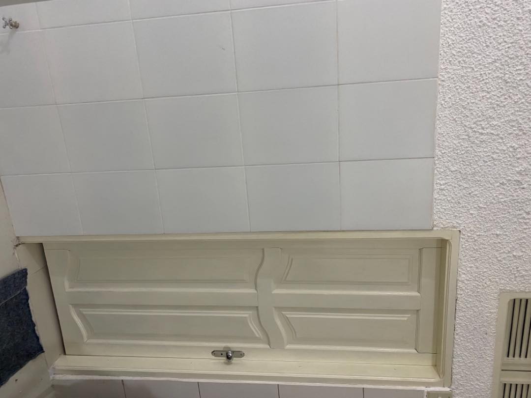 Local comercial en AlquilerAv. Busch #567 entre 1er y 2do anillo zona Cre  2 baños  Foto 4