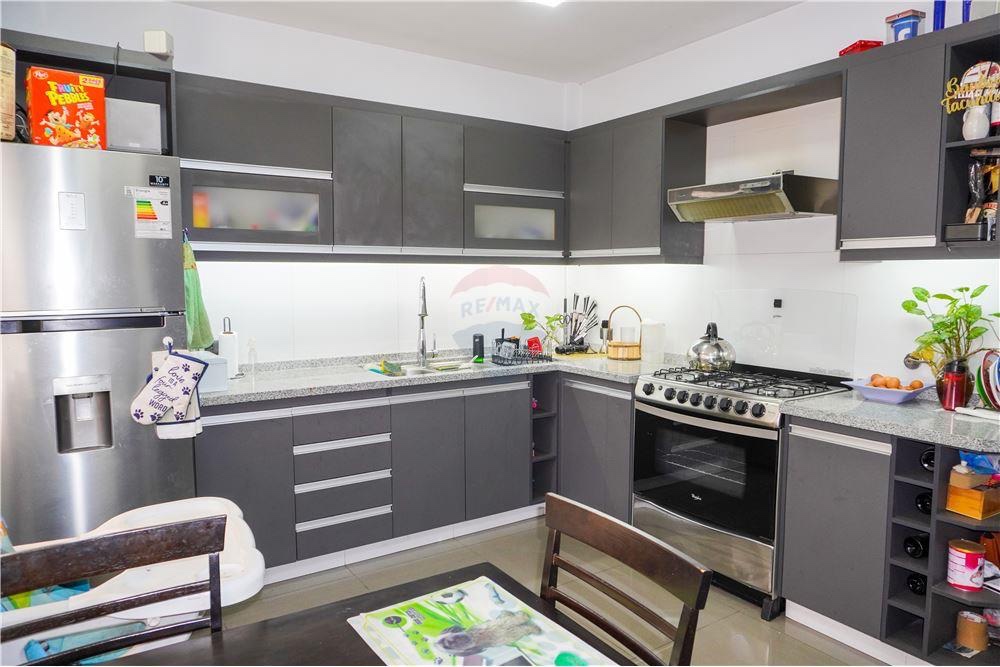 En Venta a $us 210,000 Foto 6