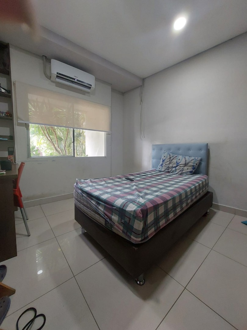 Casa en Entre 4to y 5to anillo Norte en Santa Cruz de la Sierra 4 dormitorios 3 baños 2 parqueos Foto 6