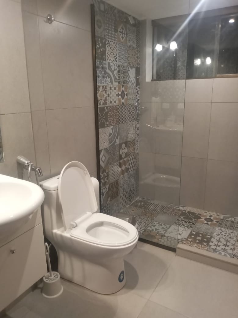 Casa en VentaHERMOSA CASA  de 170m2 construidos en 1280m2 de terreno en  PORONGO Foto 14