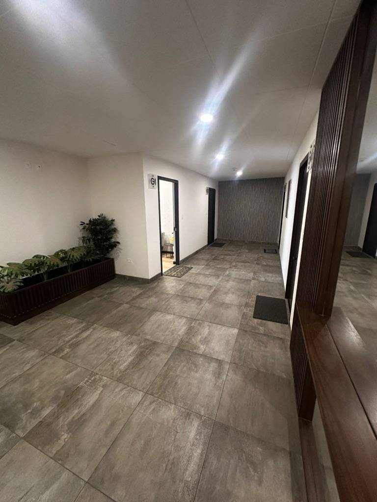 Departamento en Los Pinos en La Paz 1 dormitorios 1 baños  Foto 5