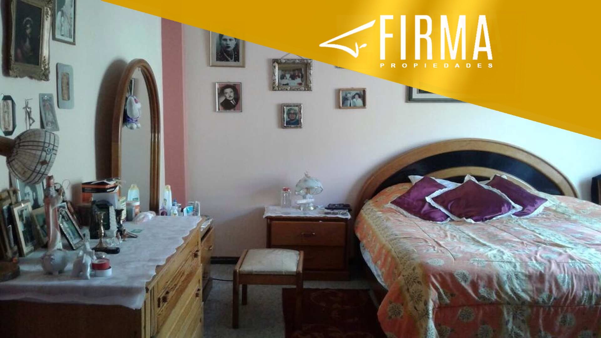 Casa en Obrajes en La Paz 4 dormitorios 4 baños 2 parqueos Foto 5