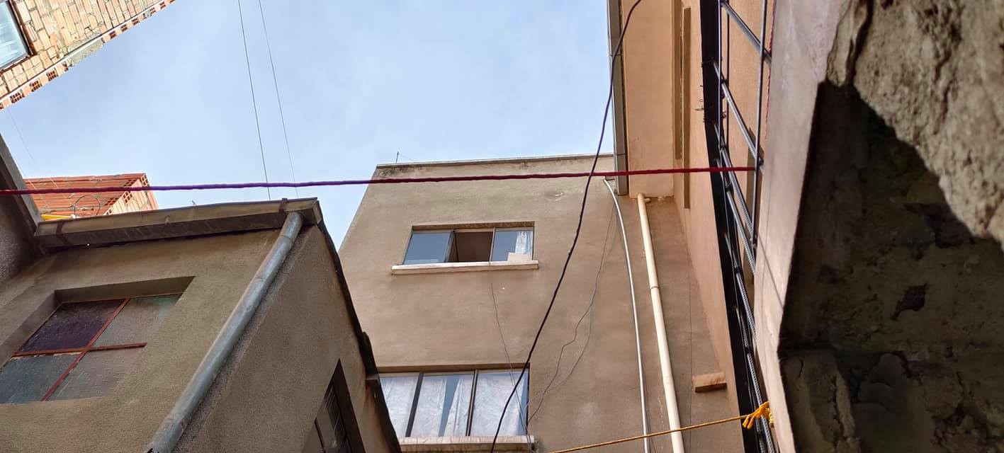 Casa en Tembladerani en La Paz 8 dormitorios 2 baños 1 parqueos Foto 20