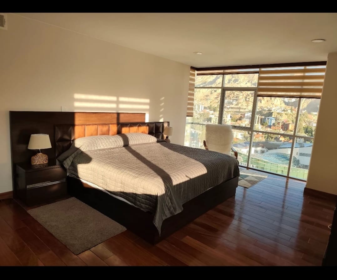 En Alquiler a Bs 14,000 Foto 7