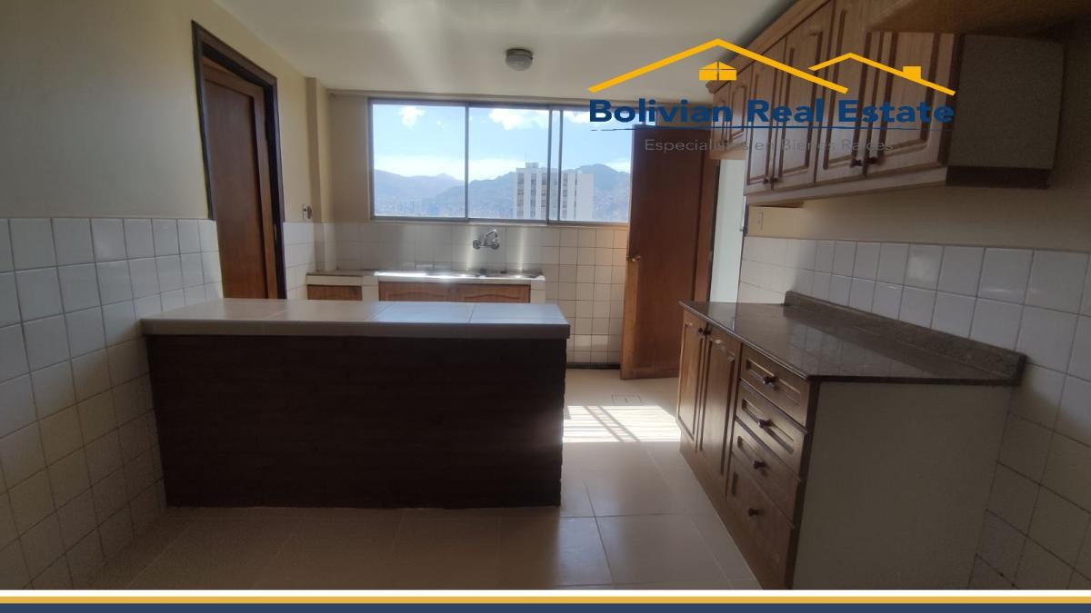 Departamento en Sopocachi en La Paz 3 dormitorios 2 baños 1 parqueos Foto 5