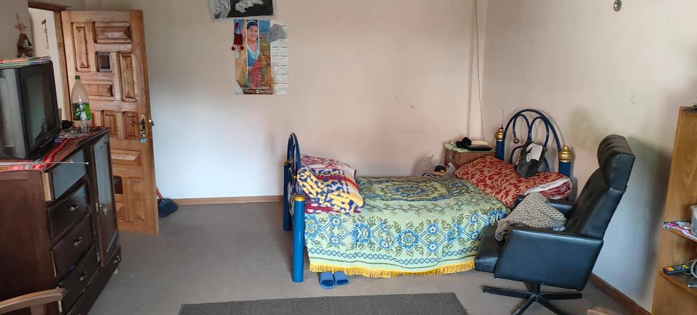 Casa en Tembladerani en La Paz 8 dormitorios 2 baños 1 parqueos Foto 8