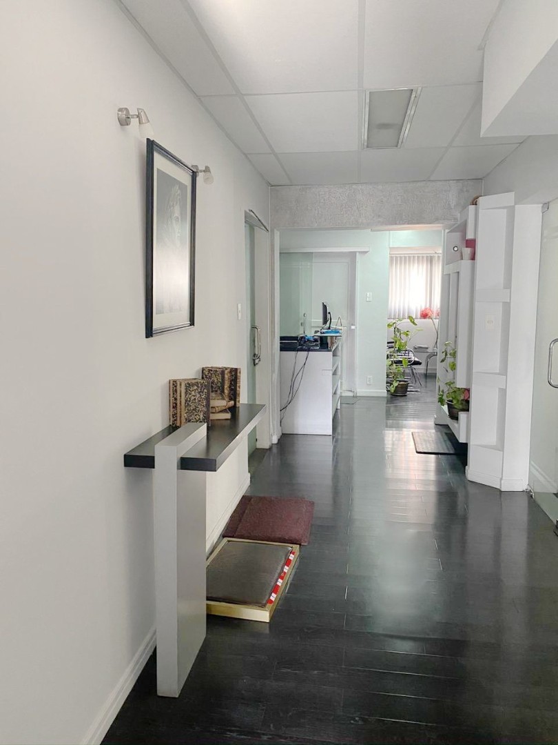 Oficina en Sopocachi en La Paz 7 dormitorios 2 baños  Foto 12