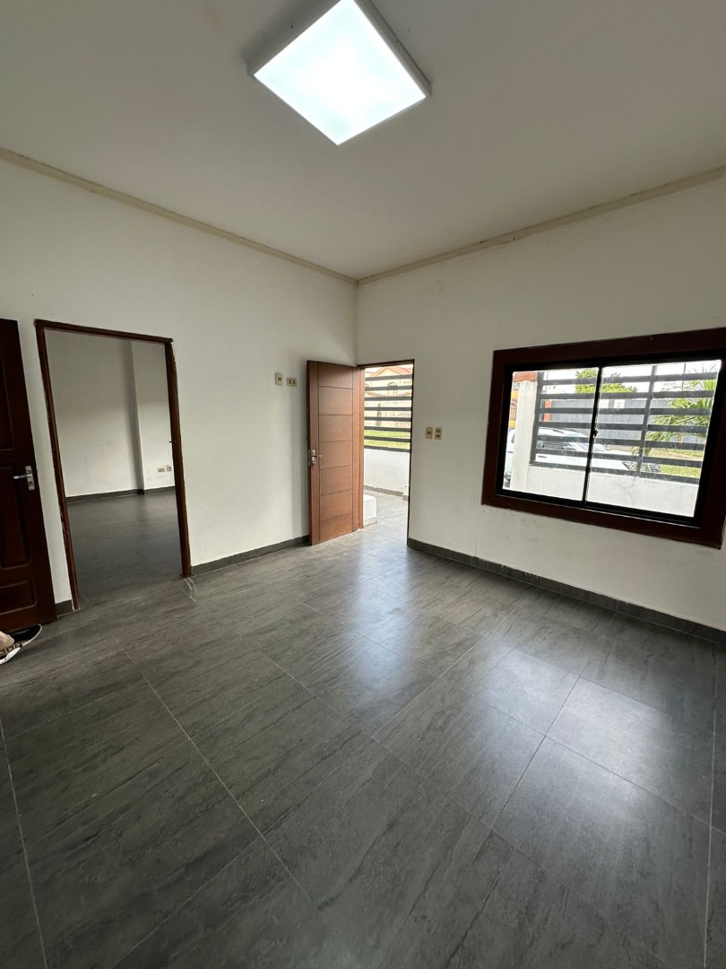 Galpón en AlquilerSALÓN MULTIFUNCIONAL EN ALQUILER
Zona Norte – Av. Banzer, 5to Anillo Foto 8