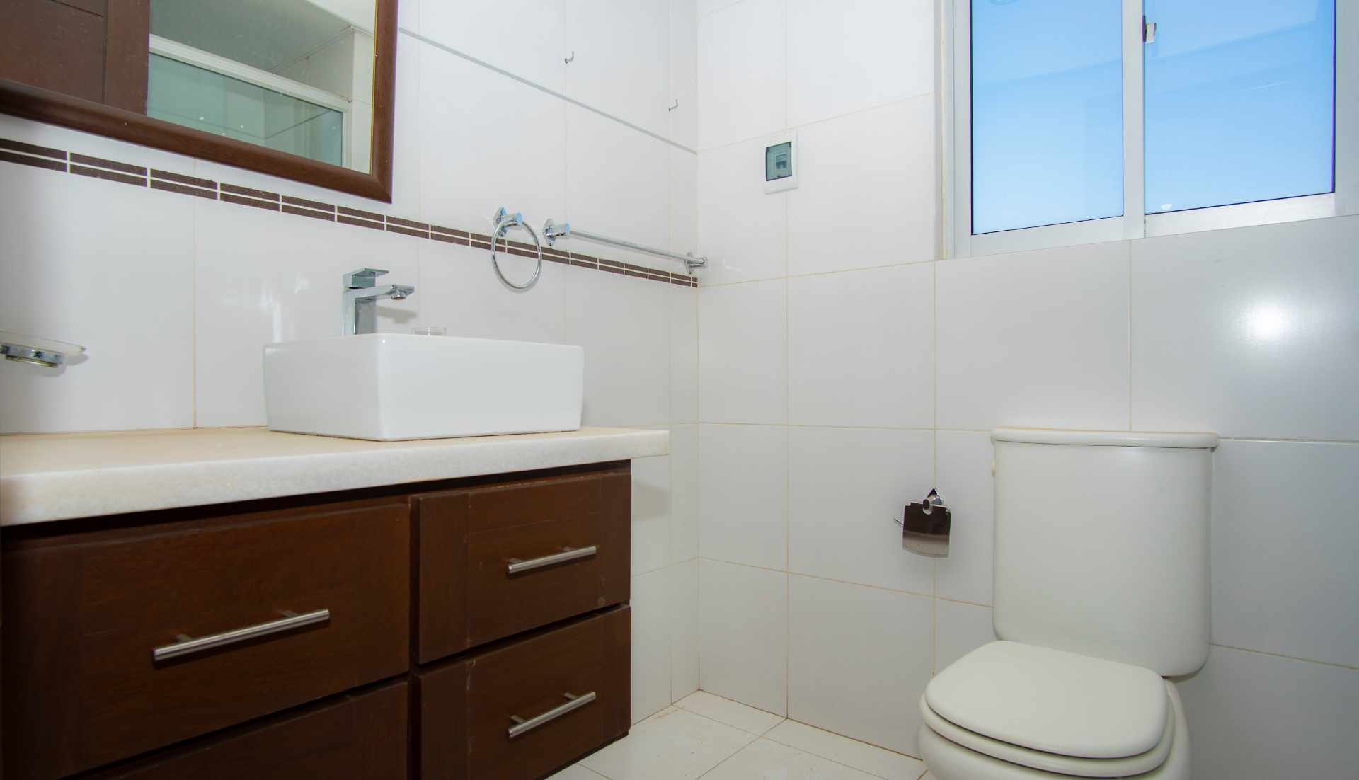 Departamento C. J.N. Rosales (Universidad Catolica Norte) Foto 13