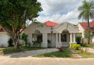 8c3581a60829140438f5e67f539ab466b7f072