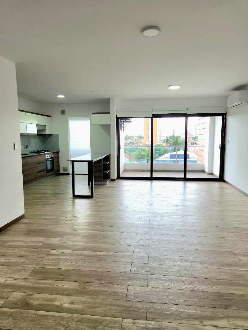 En Alquiler a Bs 6,350 Foto 12