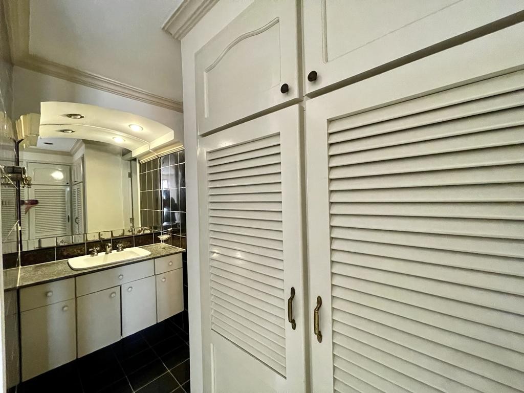 Departamento Edificio Los Mangales, Calle Cochabamba esquina Av. Irala, sobre el primer anillo  Foto 10