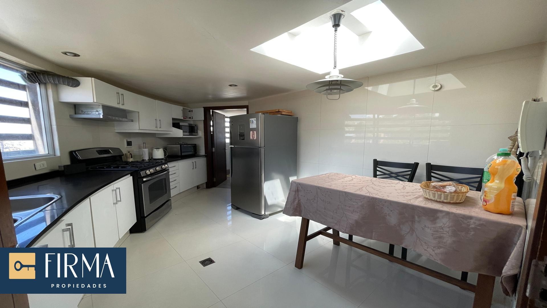 Departamento DEPARTAMENTO EN VENTA, ACHUMANI BAJO Foto 4