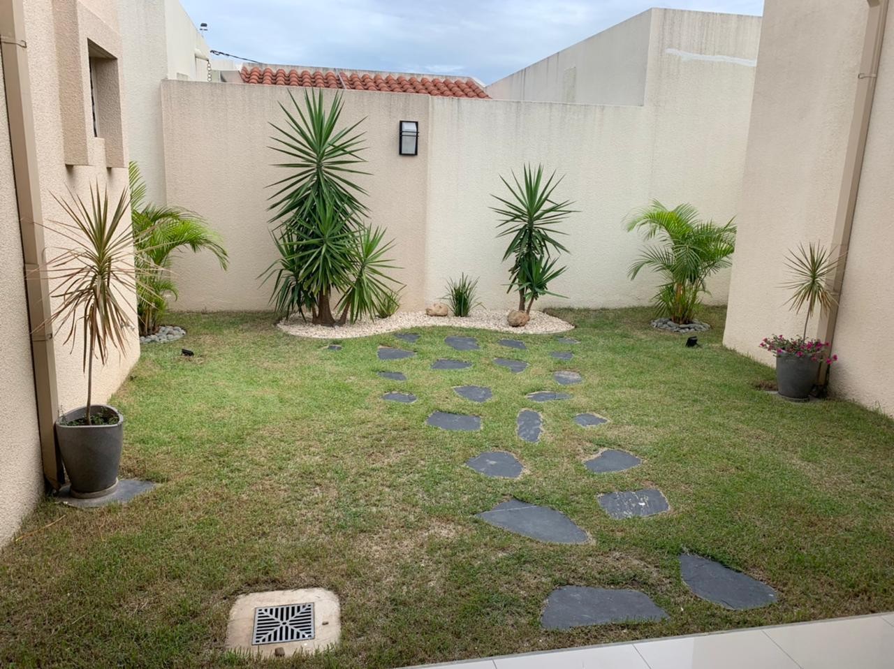 Casa en AlquilerCondominio Sevilla los jardines, zona norte 3 dormitorios 2 baños 2 parqueos Foto 4