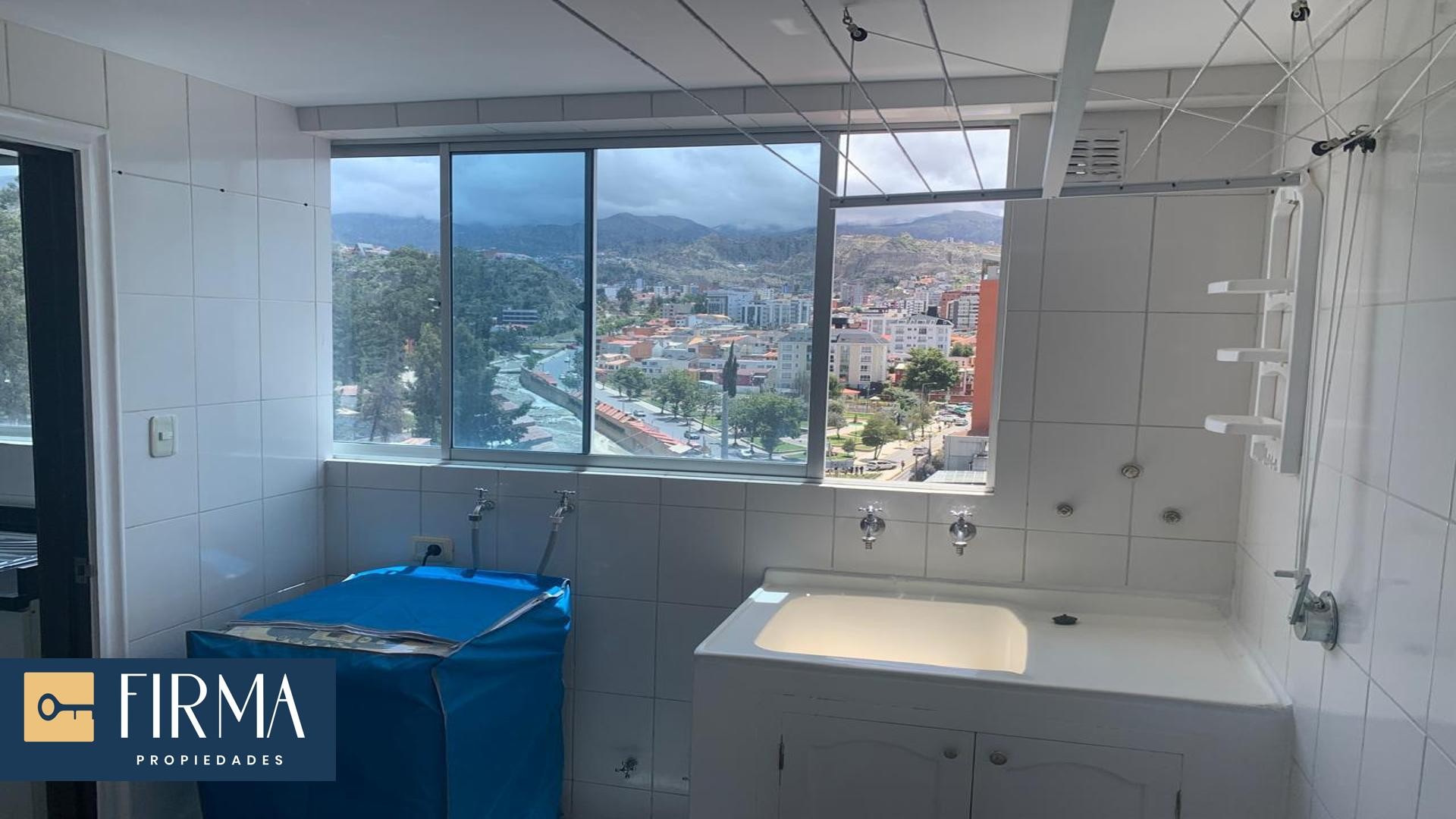 Departamento en AlquilerDEPARTAMENTO AMOBLADO Y EN ALQUILER, CALACOTO Foto 2