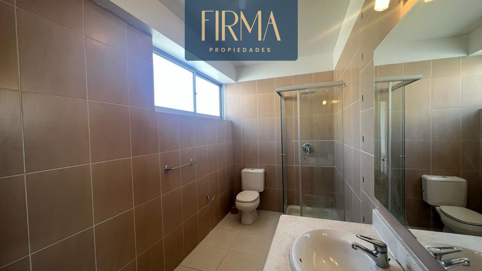 En Alquiler a $us 1,500 Foto 7