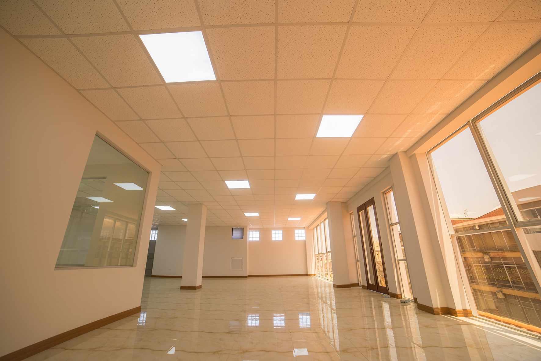 Oficina en AlquilerCalle Jordán entre 25 de Mayo y Esteban Arce Foto 15