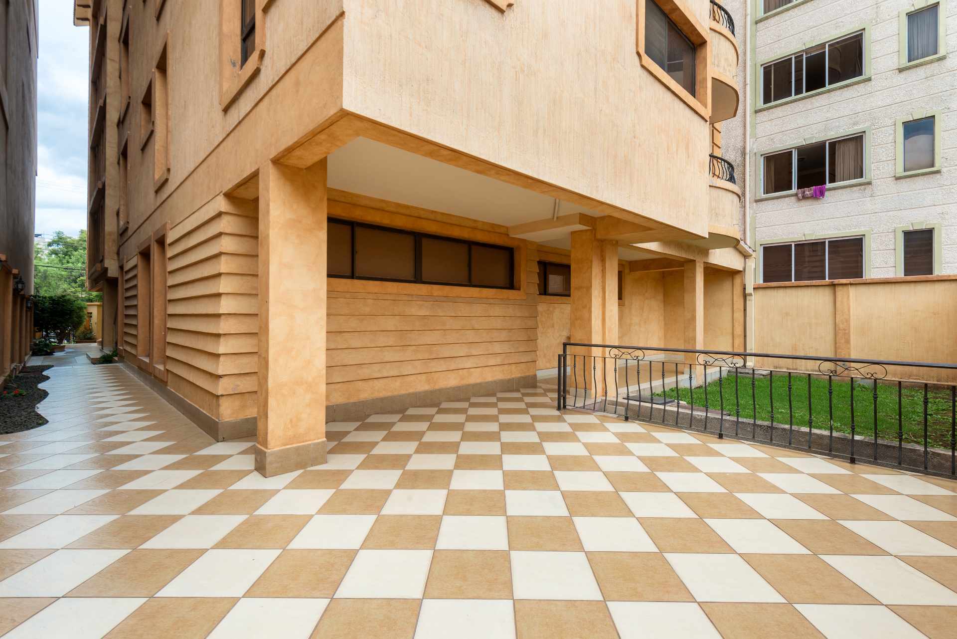 Oficina en VentaAv. Villarroel 1851 Foto 25