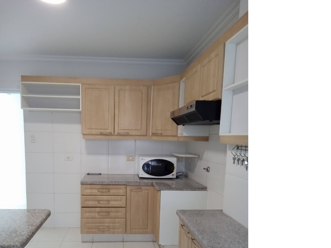 Departamento en VentaAv. Beni entre 4 y 5 anillo Condominio Valeria 1 Foto 23