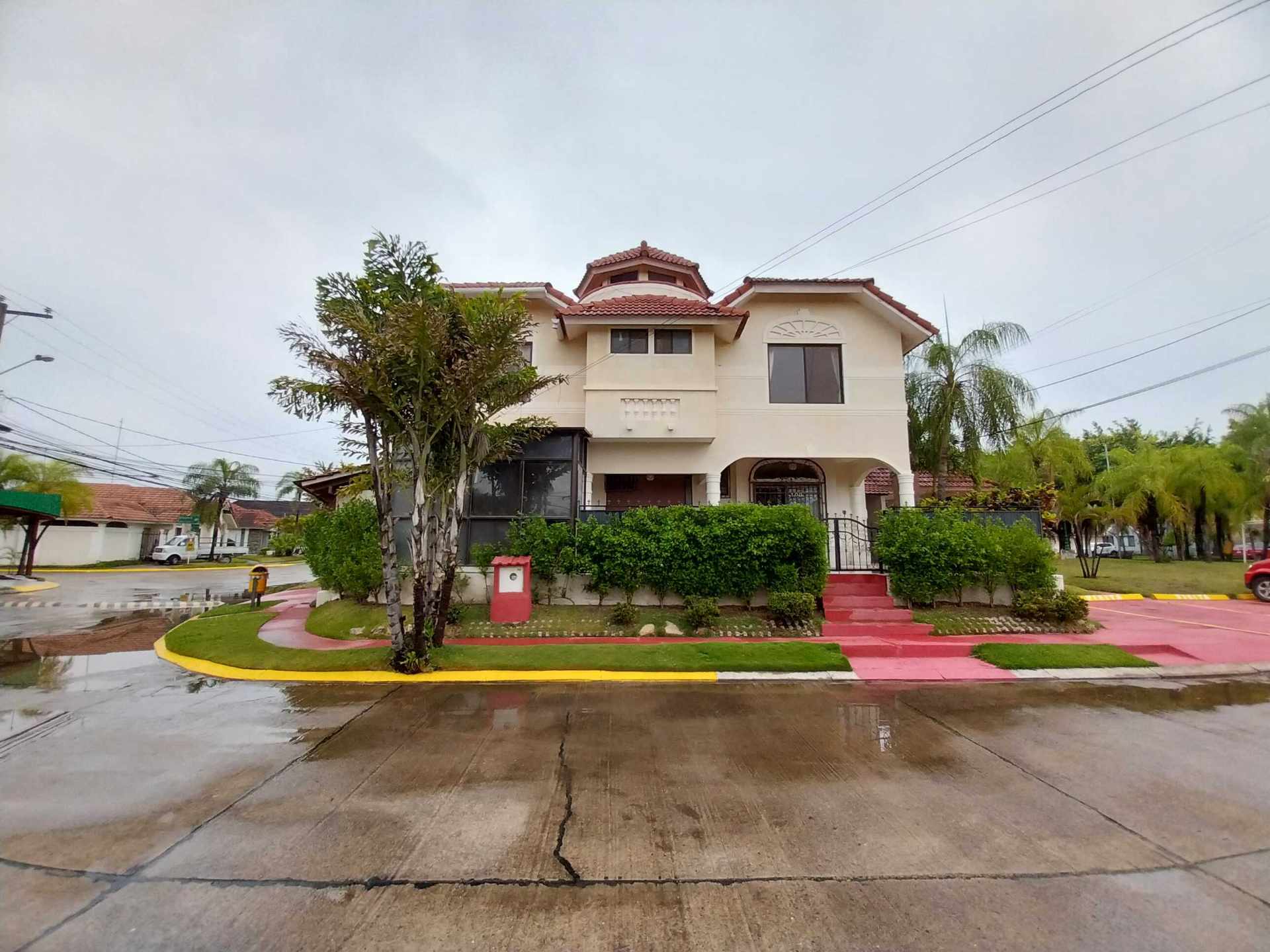 En Venta a $us 145,000 Foto 1