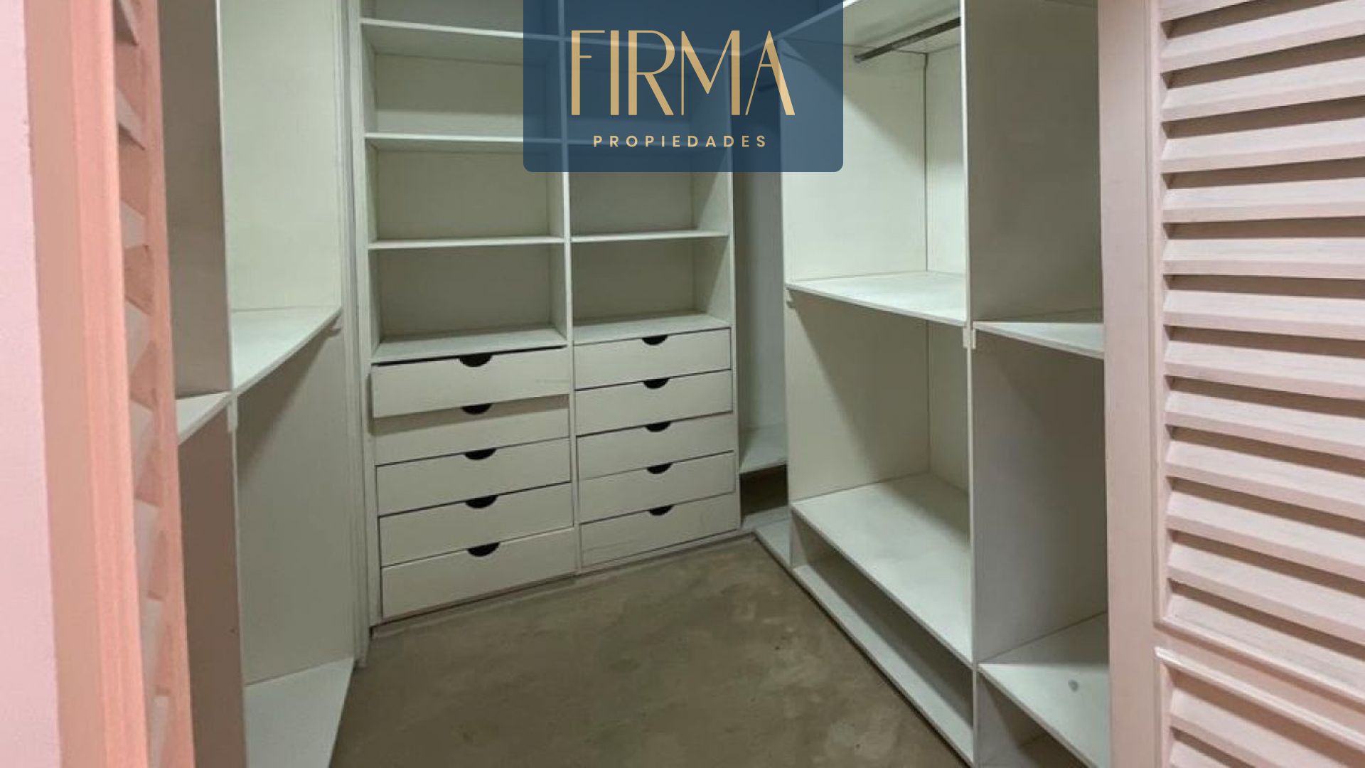 En Venta a $us 950,000 Foto 12