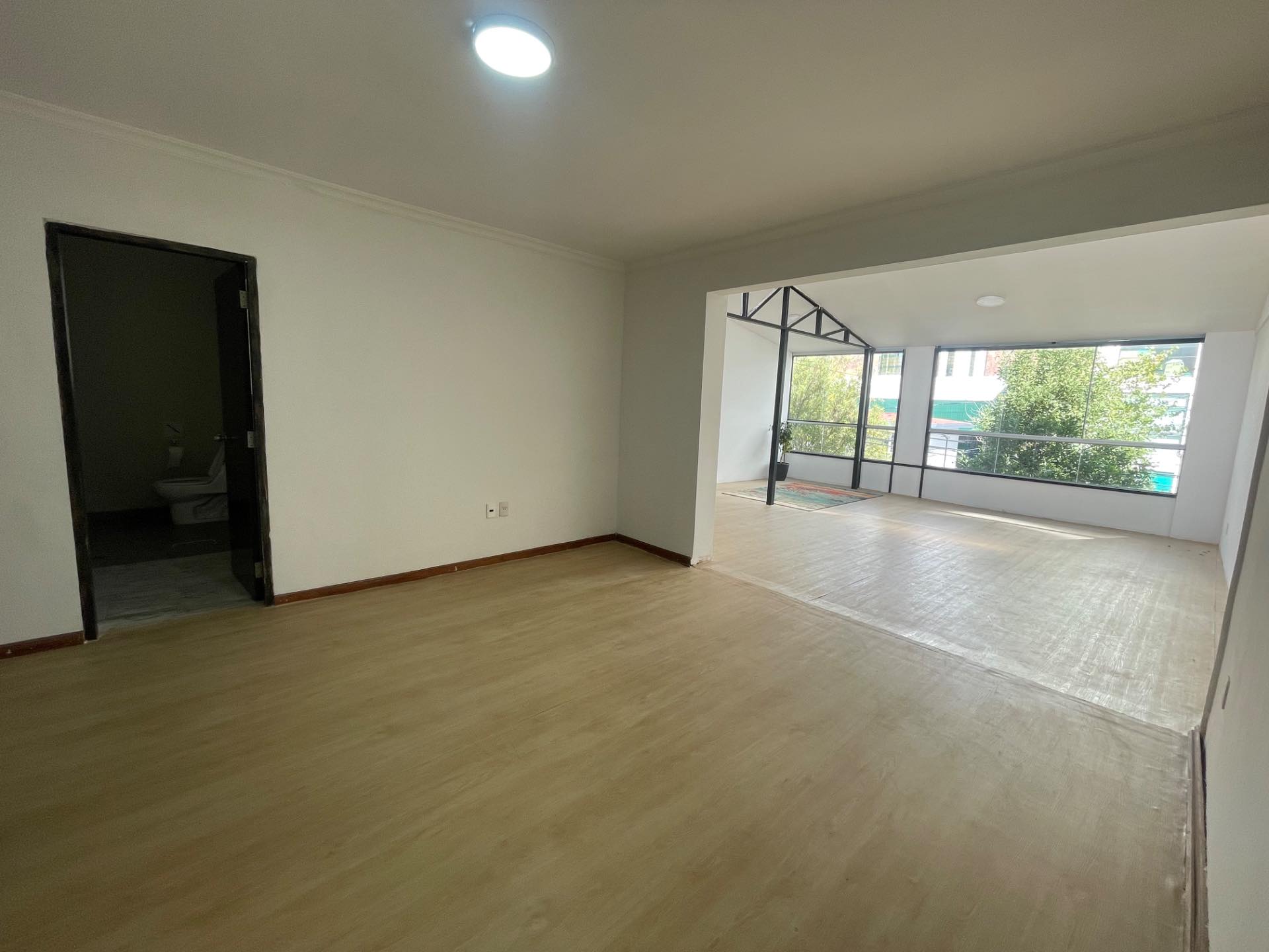 En Alquiler a Bs 4,600 Foto 2