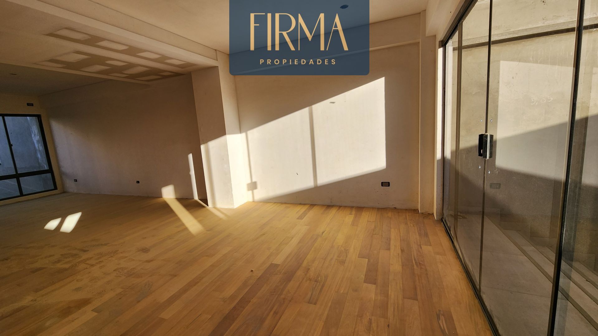 Casa en Achumani en La Paz 4 dormitorios 5 baños 2 parqueos Foto 12