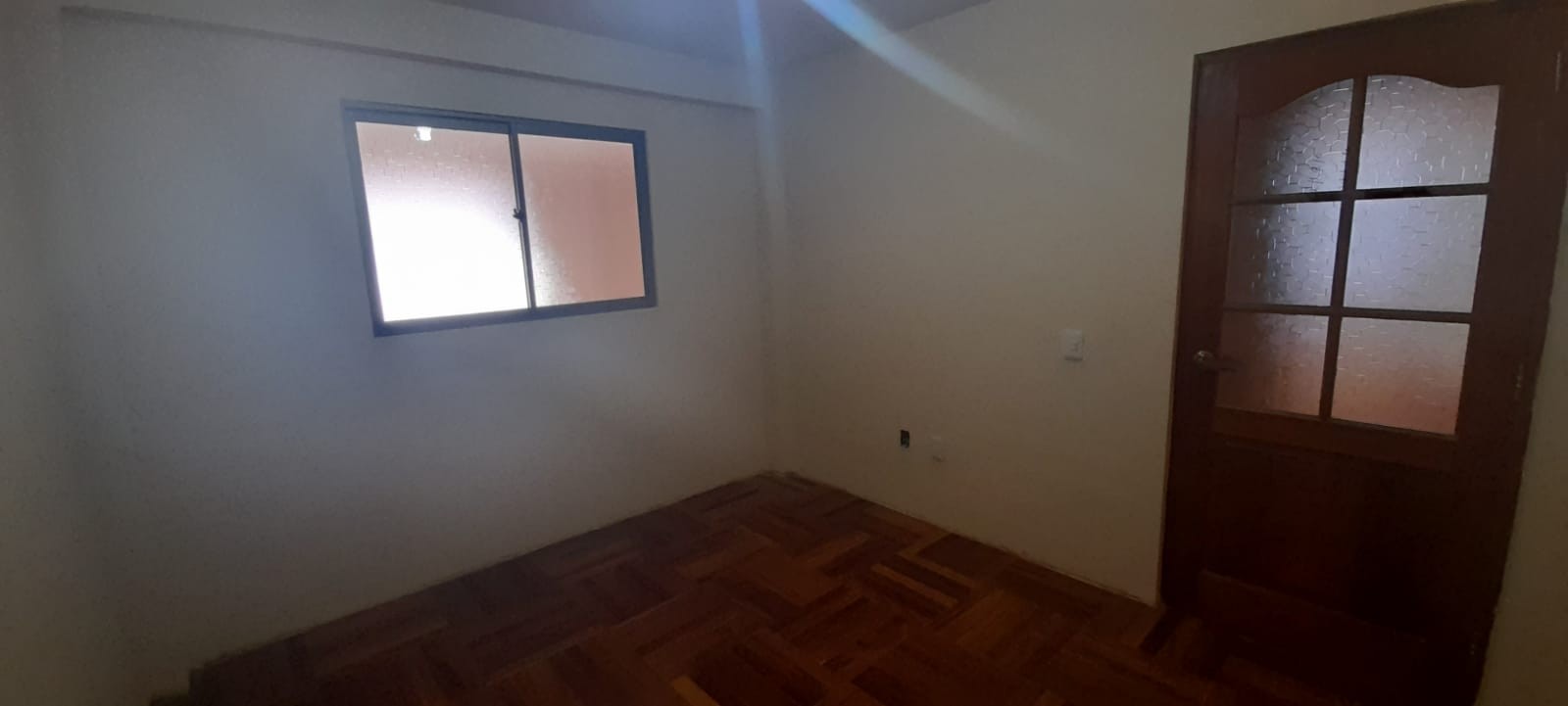 En Alquiler a Bs 1,500 Foto 9