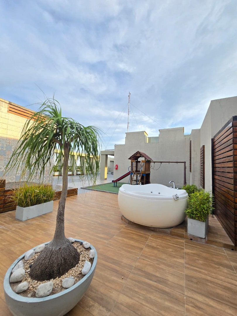 En Alquiler a $us 450 Foto 5