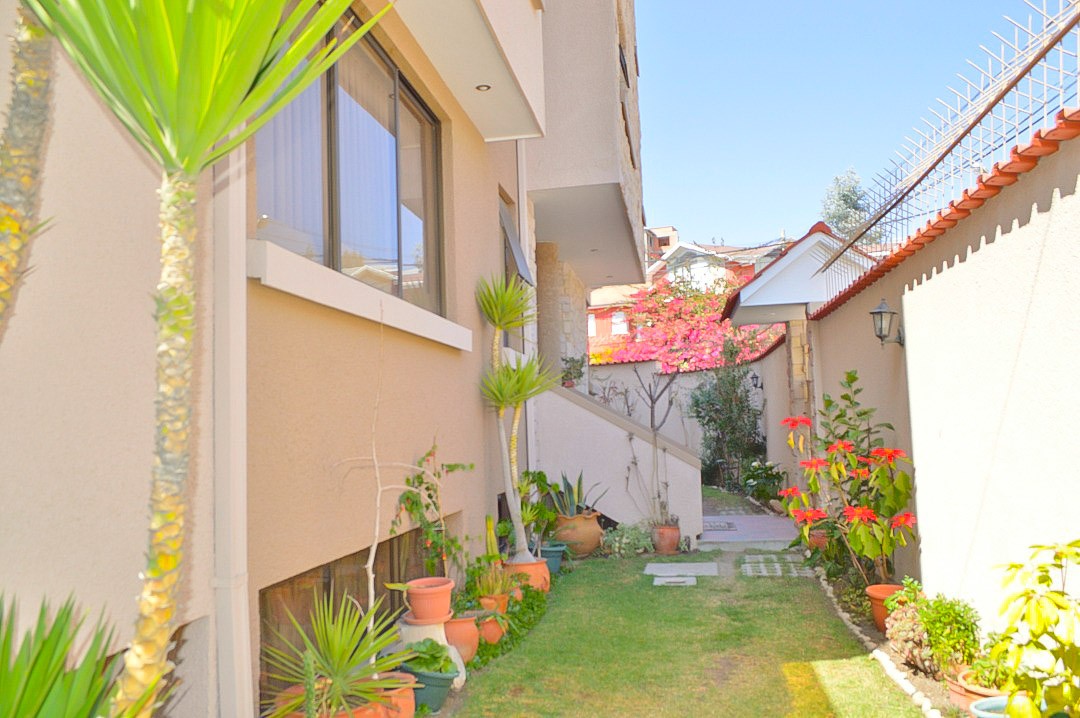 Casa en Venta<b>CASA EN VENTA EN ACHUMANI BAJO</b> Foto 21