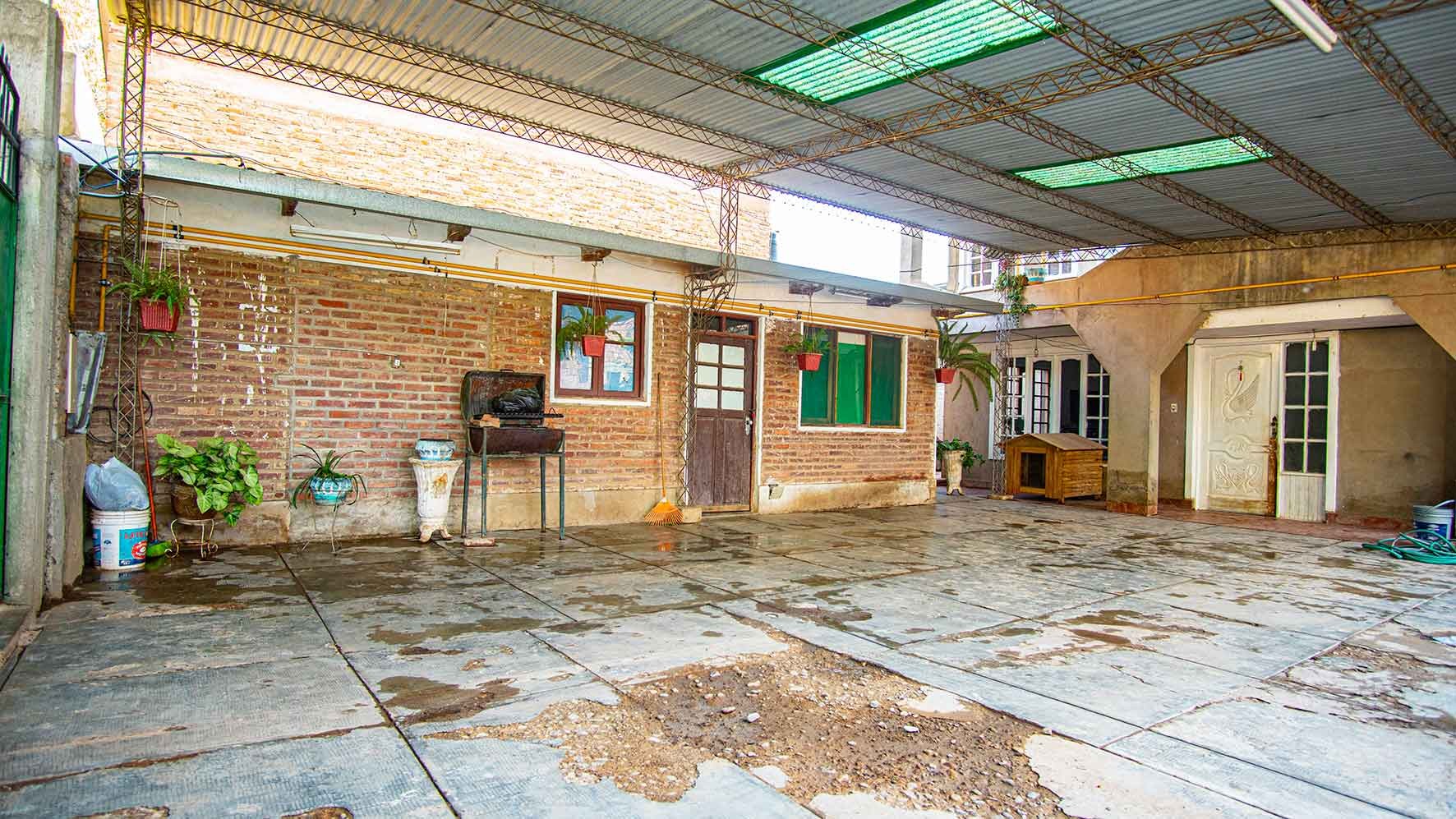 Casa en VentaCalle 20 de diciembre, Z. Valle Hermoso - Frente a la Facultad de Agronomía UMSS  3 dormitorios 2 baños 3 parqueos Foto 8