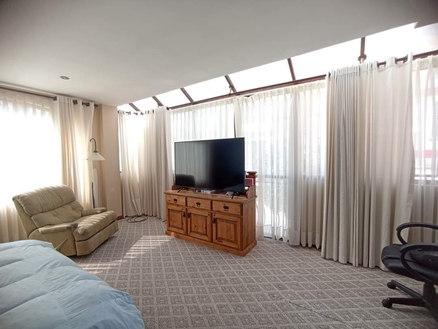 Casa en Irpavi en La Paz 4 dormitorios 5 baños 3 parqueos Foto 52