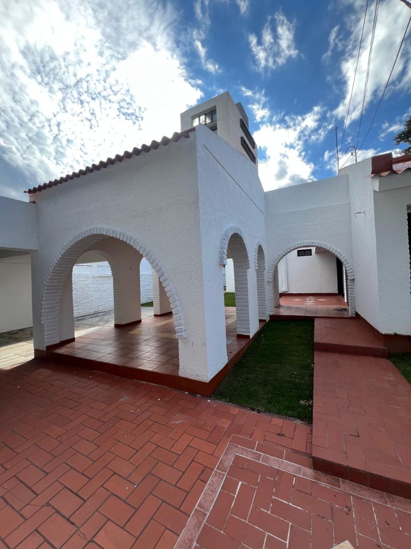 Casa en AlquilerEQUIPETROL Foto 9