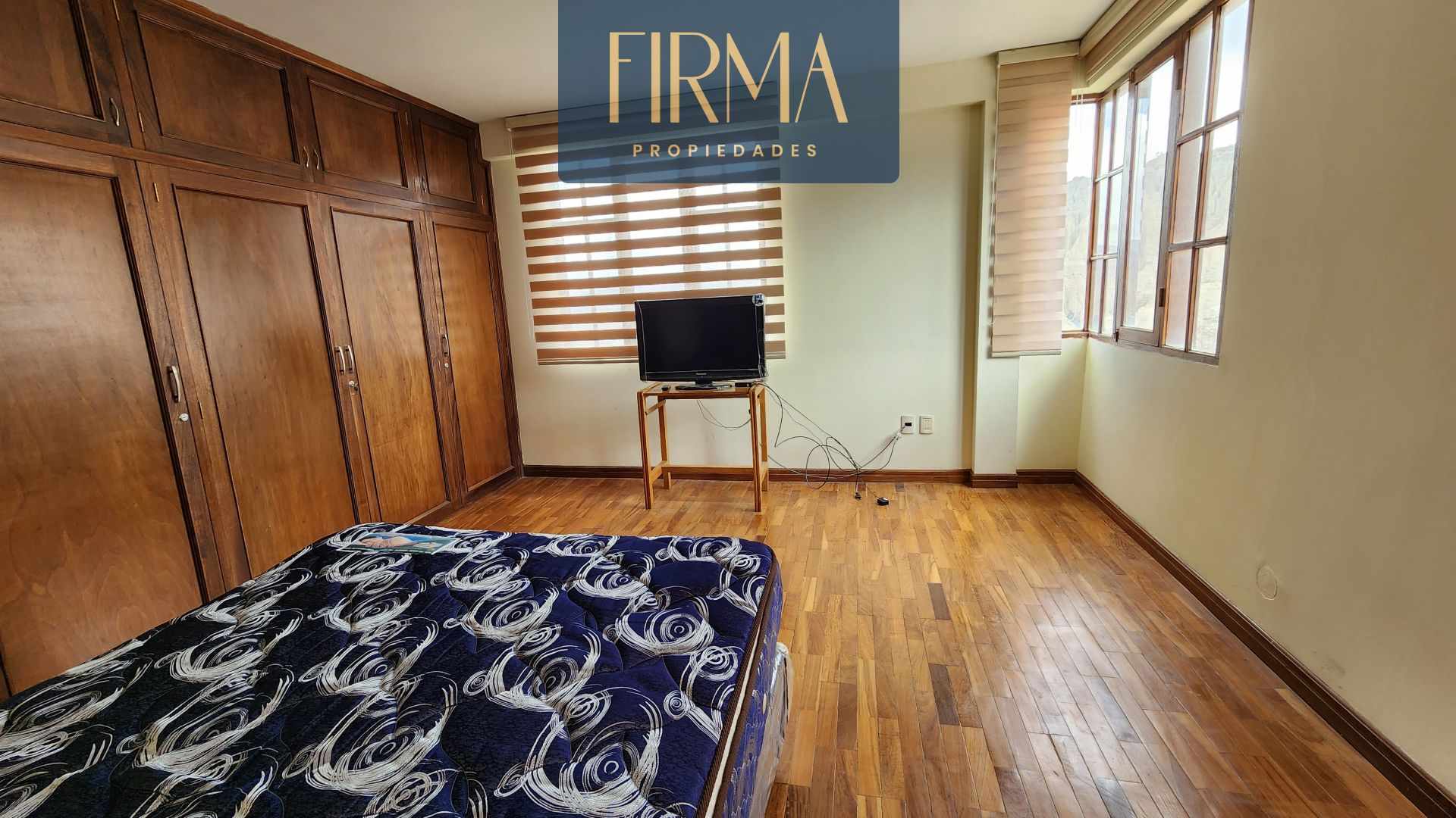 Casa en Irpavi en La Paz 5 dormitorios 4 baños 4 parqueos Foto 13