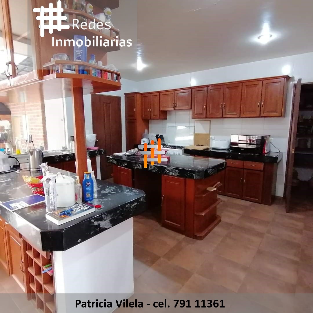 Casa en Aranjuez en La Paz 4 dormitorios 5 baños 3 parqueos Foto 6