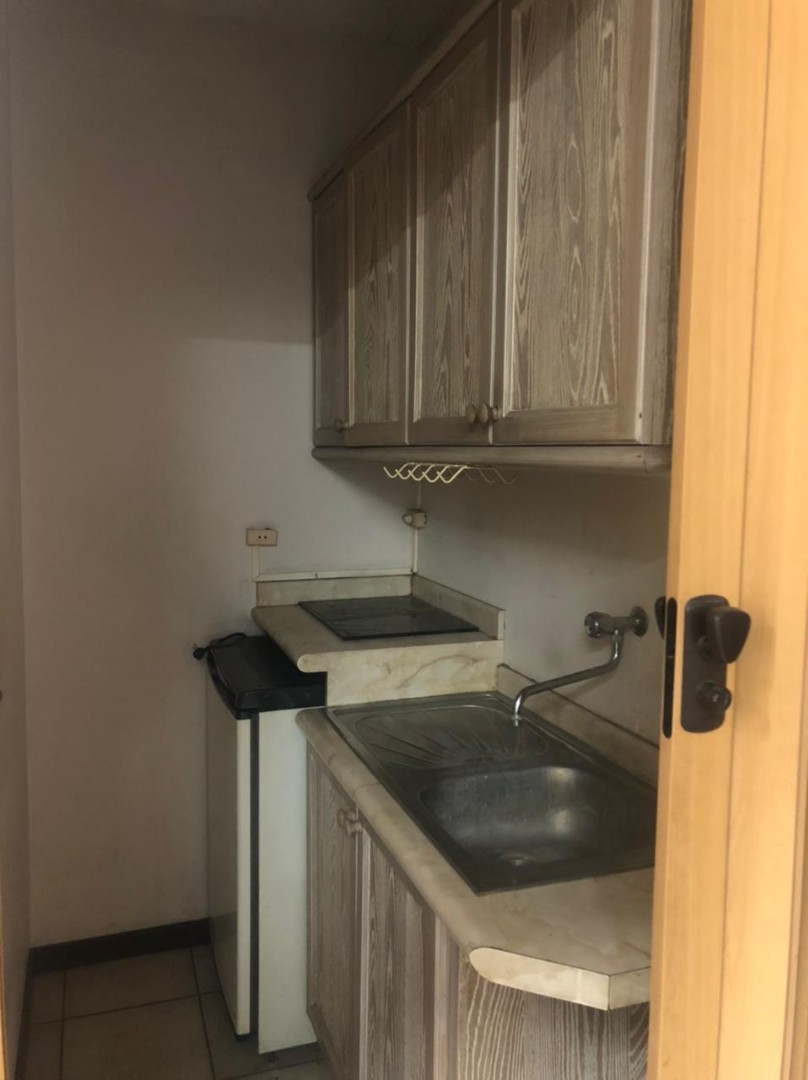 Departamento en VentaEdificio Costa Rica, Av. Busch, barrio Panamericano Foto 4