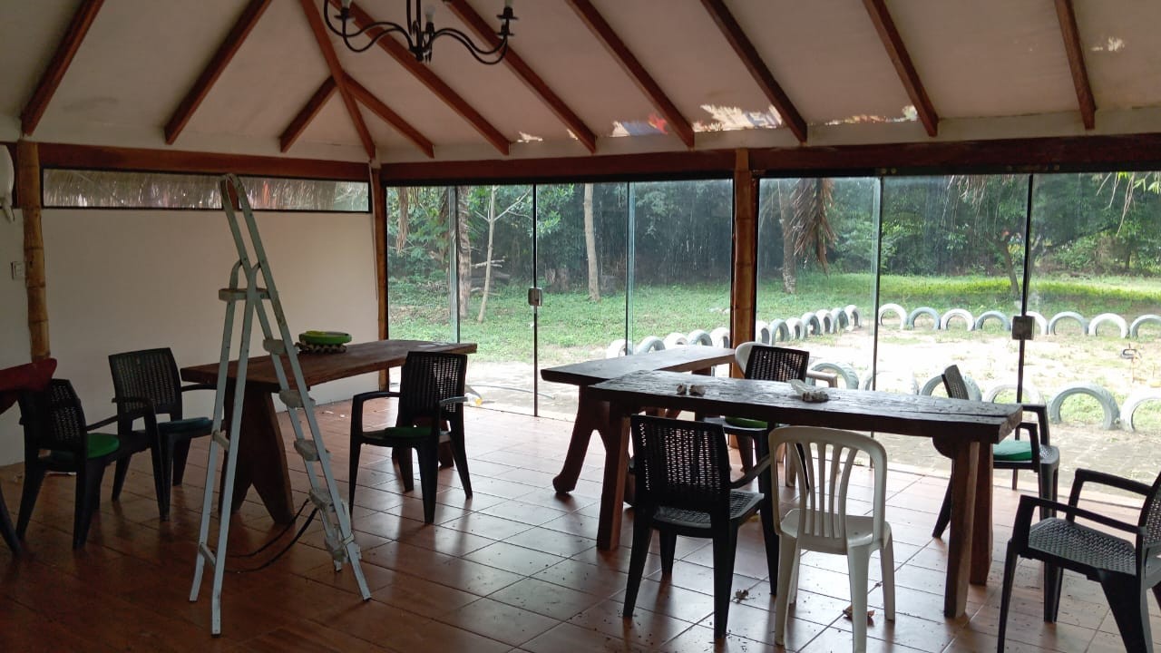 Local comercial en Alquiler4to anillo Urubo   10 baños  Foto 8