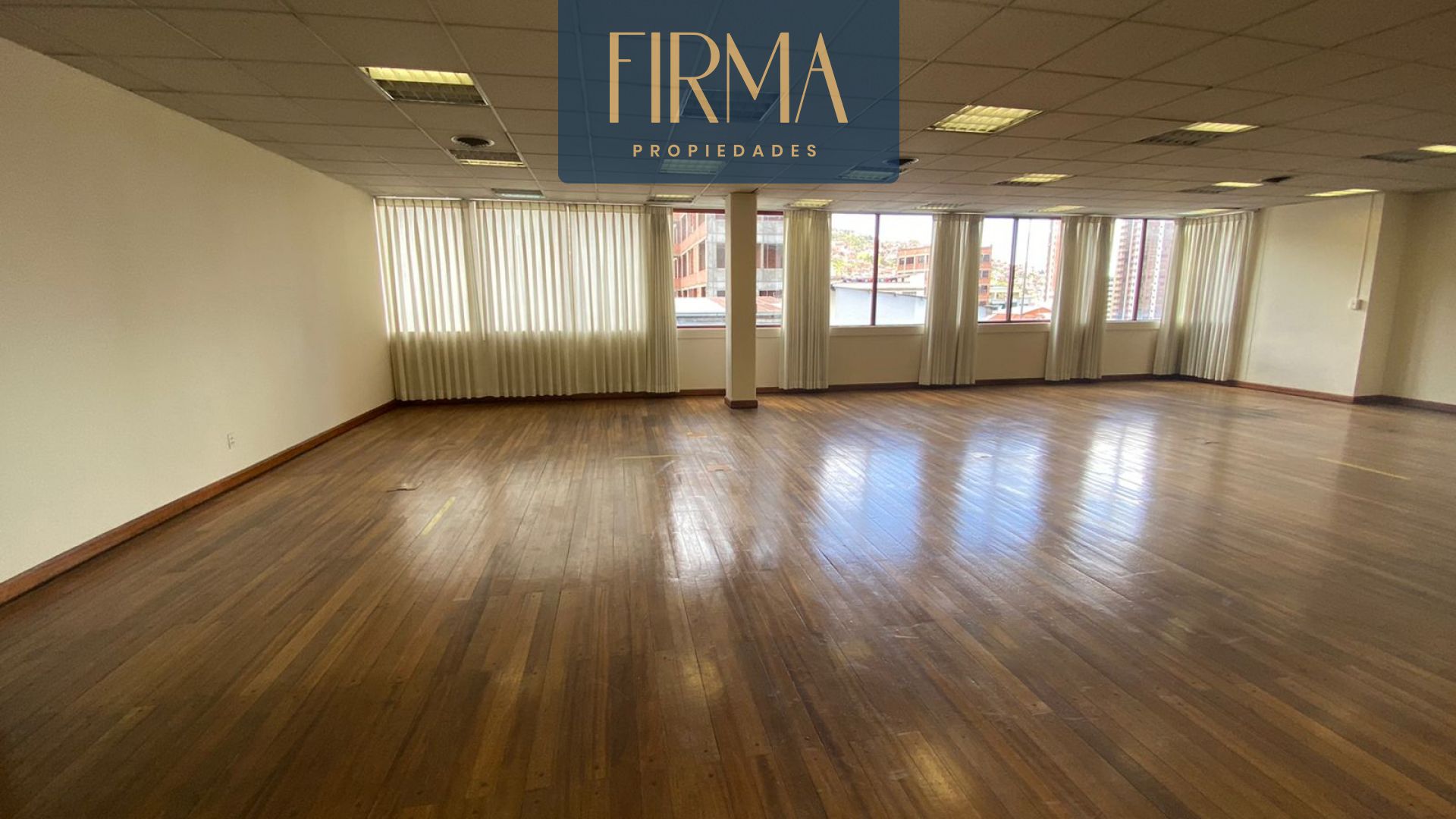 Oficina en Miraflores en La Paz  4 baños  Foto 7