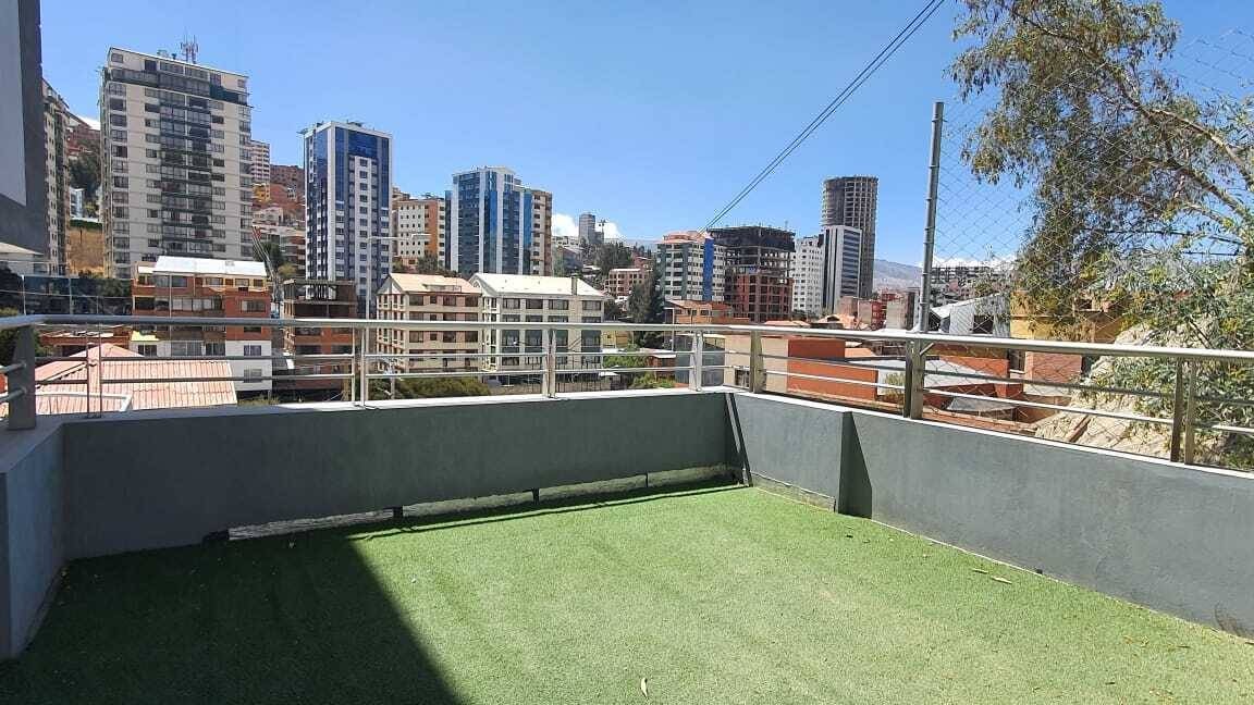 Departamento en AlquilerOBRAJES Y AV. COSTANERA 2 dormitorios 2 baños 1 parqueos Foto 14