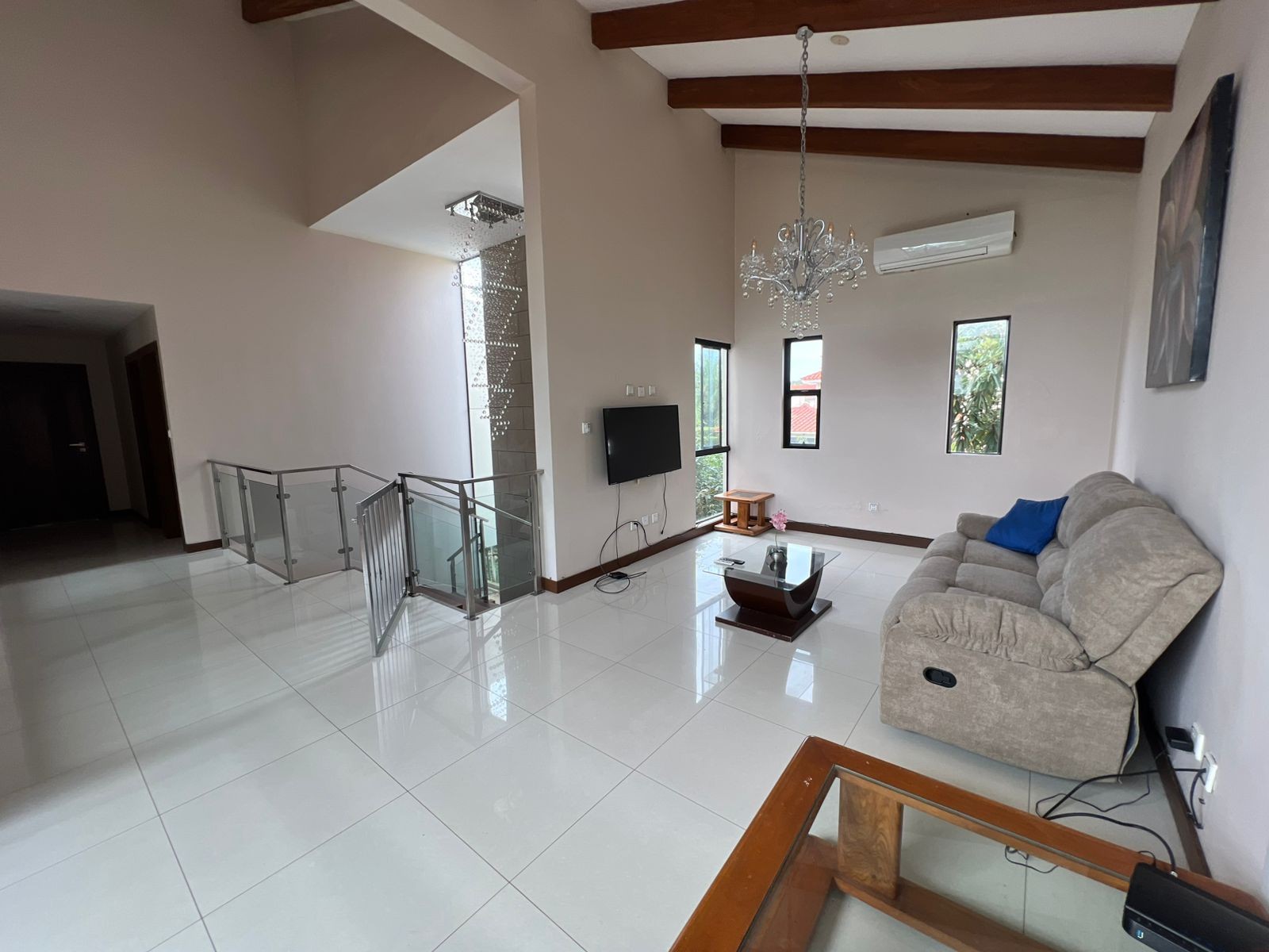 Casa en AlquilerCONDOMINIO JARDINES DEL URUBO I Foto 9