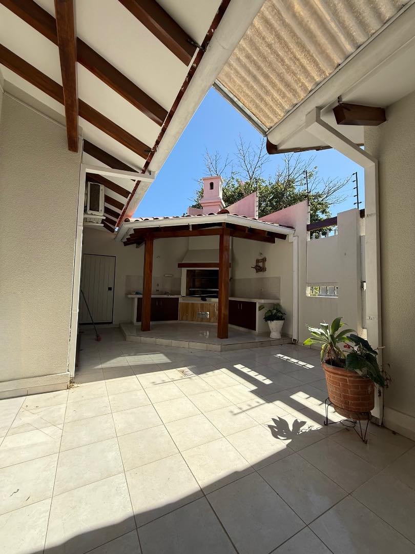 Casa en Urubó en Santa Cruz de la Sierra 4 dormitorios 3 baños 3 parqueos Foto 19