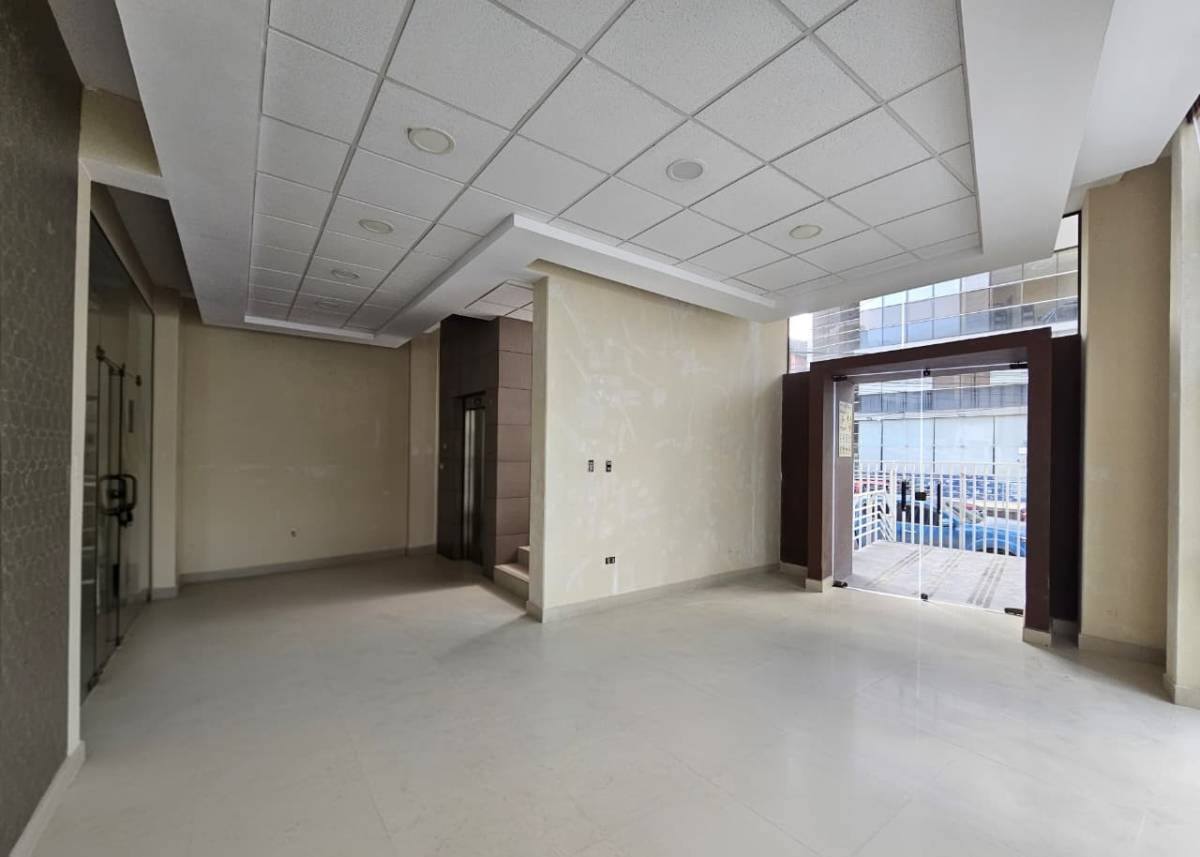 Edificio en San Miguel en La Paz 36 dormitorios 21 baños 7 parqueos Foto 4