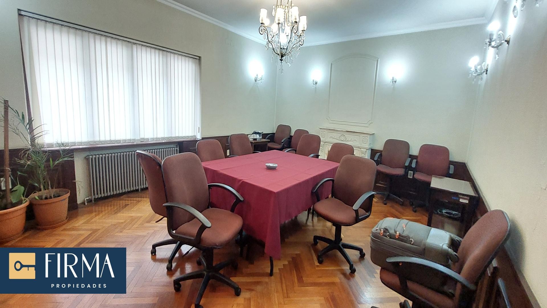 Casa en San Jorge en La Paz 12 dormitorios 5 baños 1 parqueos Foto 6