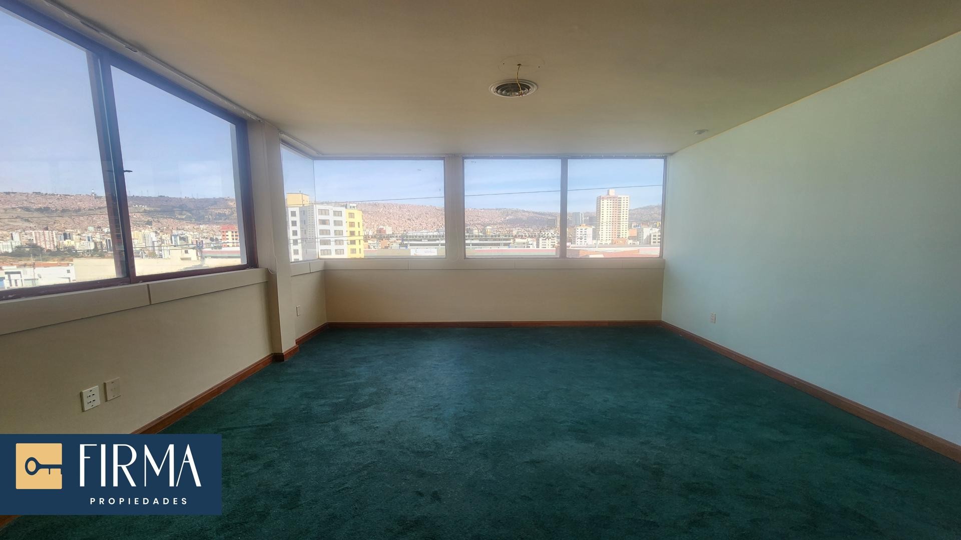 Edificio en Miraflores en La Paz 25 dormitorios 12 baños 10 parqueos Foto 3