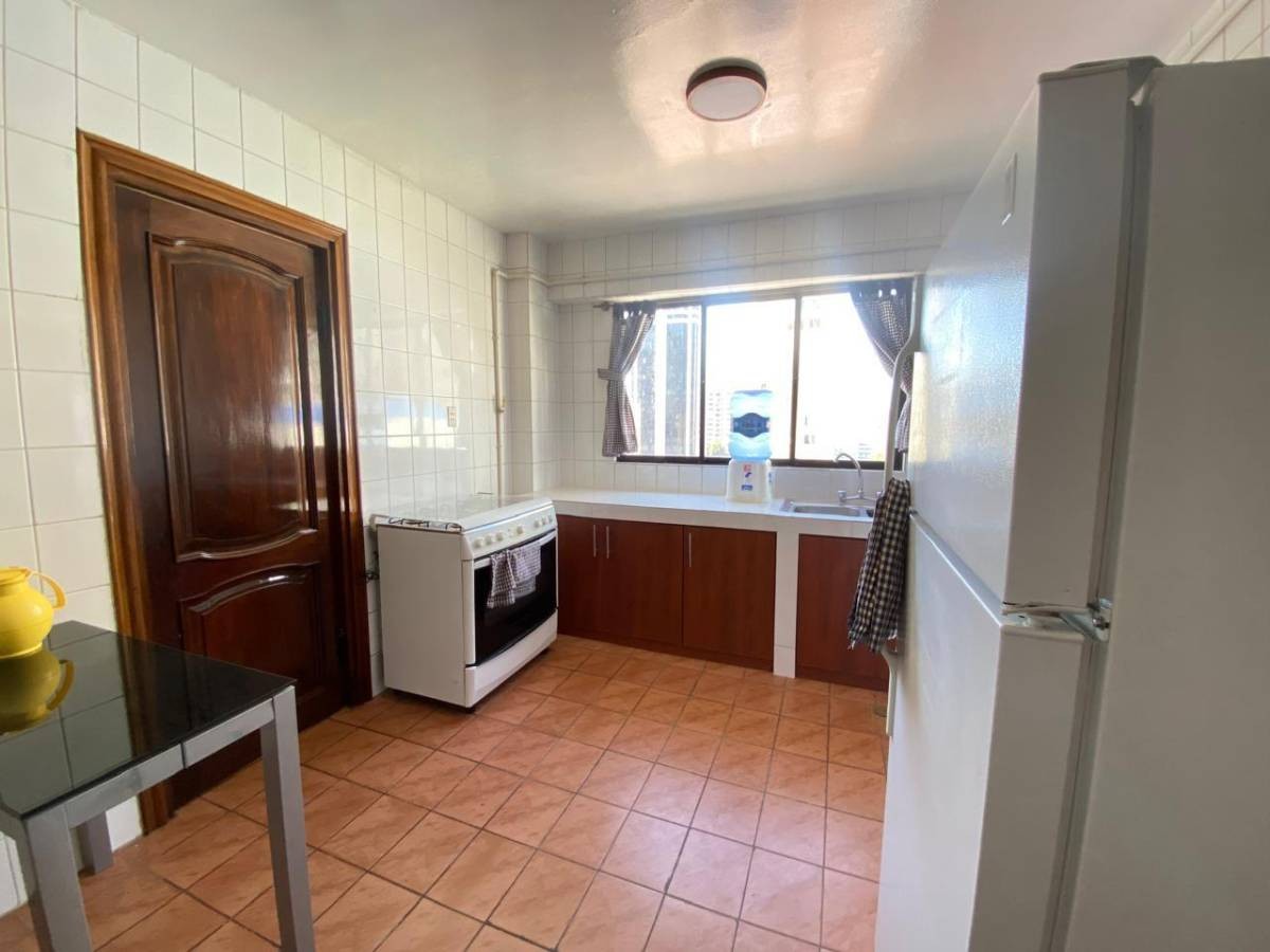 Departamento en San Jorge en La Paz 4 dormitorios 4 baños 1 parqueos Foto 15