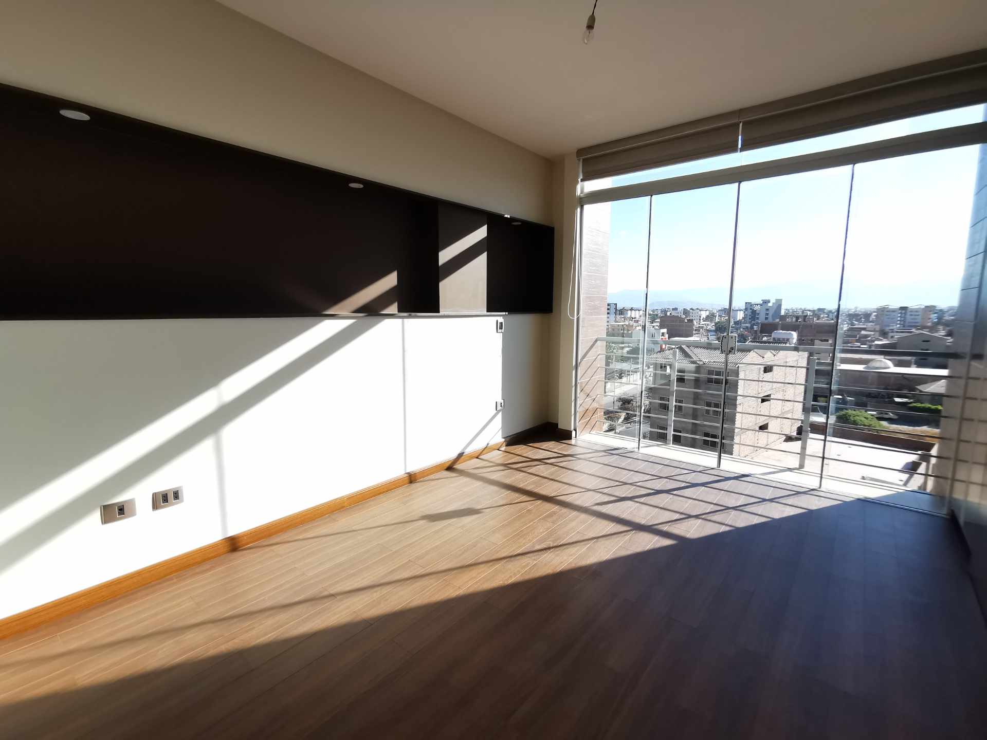 Departamento Dpto 3 suites - 6to piso - Zona Oeste - 168 m2- Incluye Parqueo y Baulera Foto 14