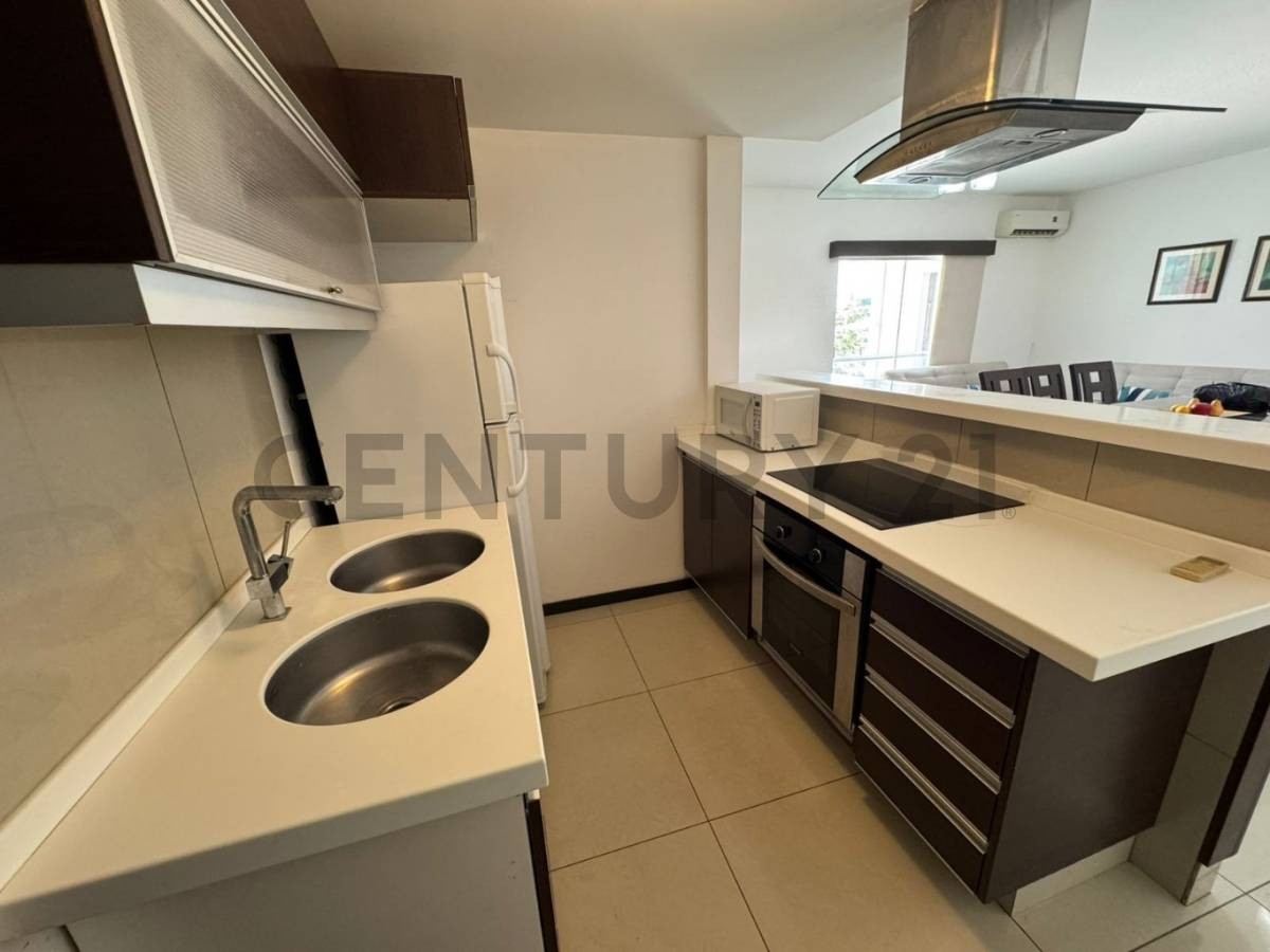 En Alquiler a Bs 6,650 Foto 4